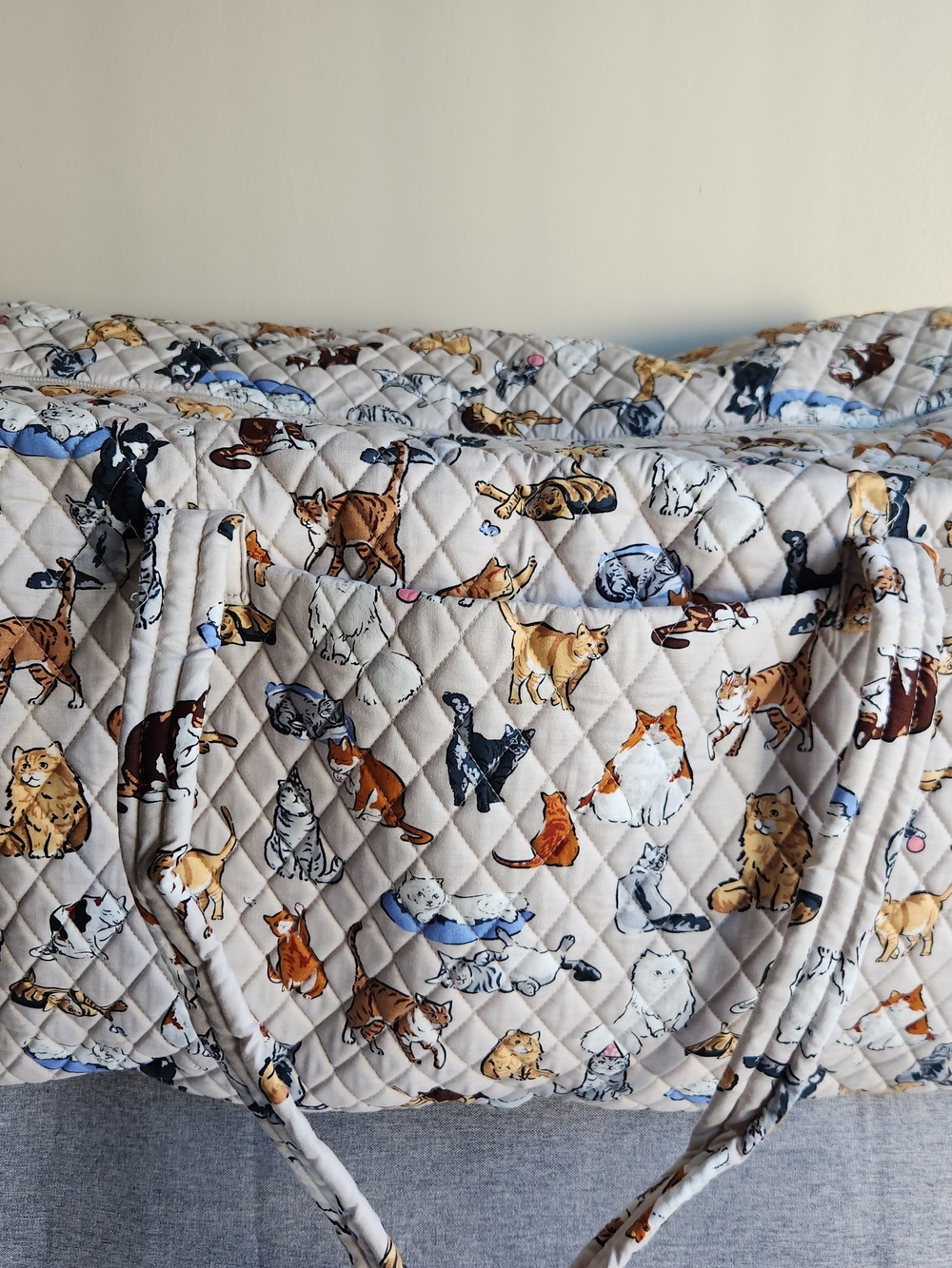 Vera Bradley a cat's life  Extra Large (XL) Traveler Duffel Bag NWT
